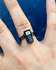 pierścionki srebrne Blue Eye pierścionek srebro oraz surowy szafir 1