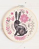 Ozdoby na ścianę Zając folk - haft w tamborku 20 cm 2