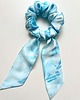 gumki do włosów Scrunchie Blue Flores - dostępna w wersji z odwiązywaną szarfą 1