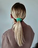 gumki do włosów Gumka jedwabna, scrunchie, gumka satynowa królowa szmaragdów MINI 3