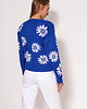 swetry damskie  Sweter w kwiatki - SWE302 kobaltowy MKM 2