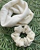 gumki do włosów Kremowa gumka scrunchie Soa z wełny owczej 1