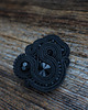 broszki Na zamówienie- czarna broszka sutasz 2