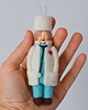 figurki i rzeźby Wełniana zabawka na choinkę-Doktor,Lekarz 1