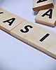 napisy dekoracyjne i tabliczki Litery typu scrabble, z drewna, drewniana krzyżówka 4