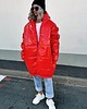 kurtki damskie Czerwona błyszcząca mega oversize ciepła długa kurtka płaszcz 1
