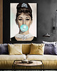 grafiki i ilustracje Audrey Hepburn WITH BUBBLE GUM - dekoracja 2