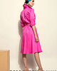 sukienki midi damskie Różowa szmizjerka SOLAR 1