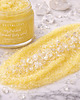 peelingi do ciała CRYSTALLOVE Clear Quartz Shimmer Body Scrub - peeling do ciała z kryształem g 4