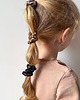 gumki do włosów Jedwabna scrunchie gumka frotka wąska micro karmelowa 2